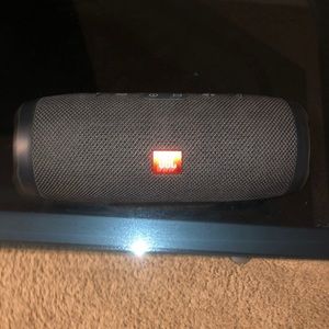 JBL charge 3